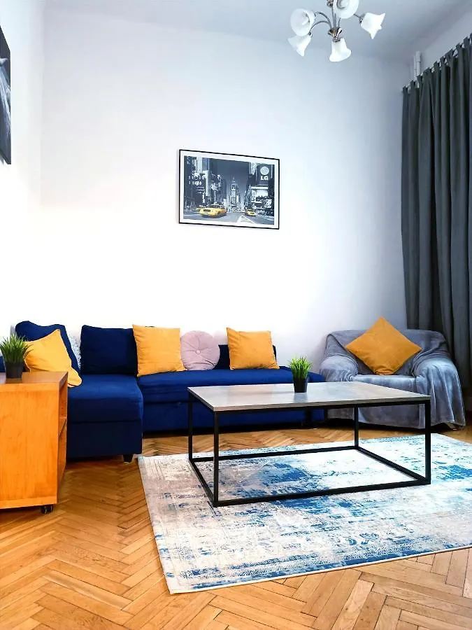Przytulne 2-Pokojowe Apartamenty Niedaleko Starego Miasta Lok 17 contacts
